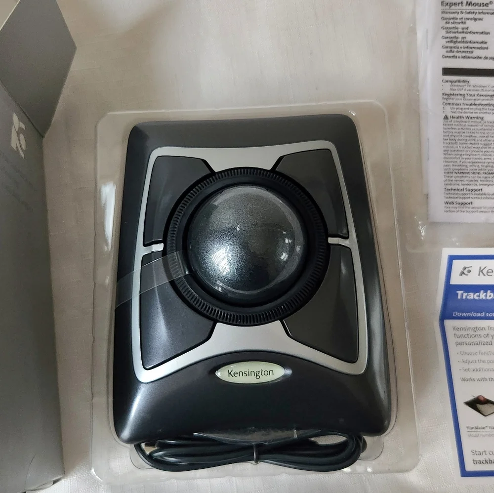 Kensington Expert Mouse Model K64325 USB Track Ball Mouse wired Opend box black